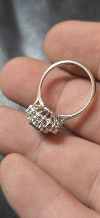 Inel 18k diamante smarald Columbia