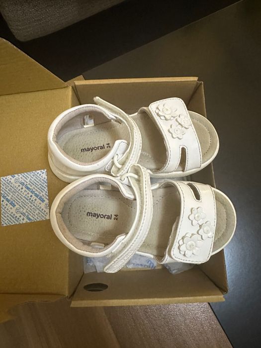 Сандалки на Mayoral и Lasocki
