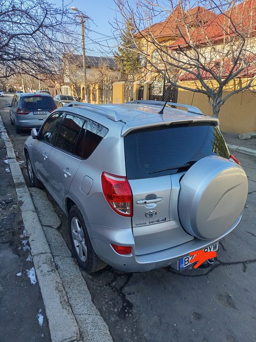 Vând Toyota RAV4  diesel an 2007 CC 2200 136 CP