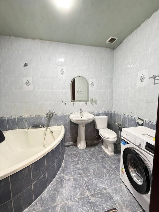 ТОШКЕНТ СИТИ 2 комн 65кв ул. Навоий высокопотолочка