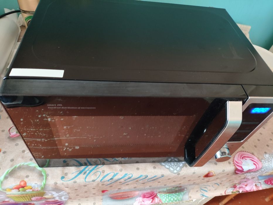 Микроволновая печь + Гриль Artel GWD 0220 Black