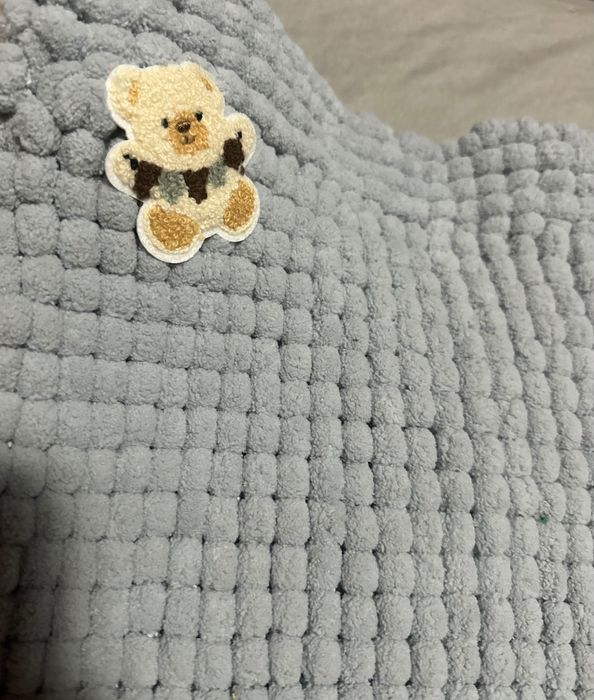 Ръчно изплетено одеяло за бебе от прежда