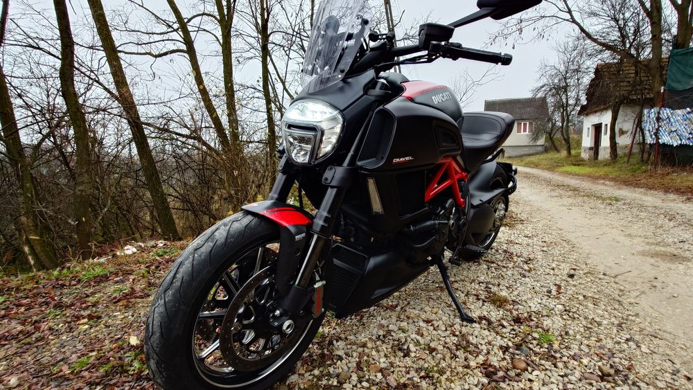 Ducati Diavel Carbon 2015