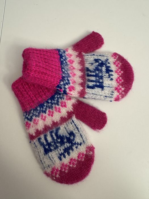 Продам детские варежки новые!