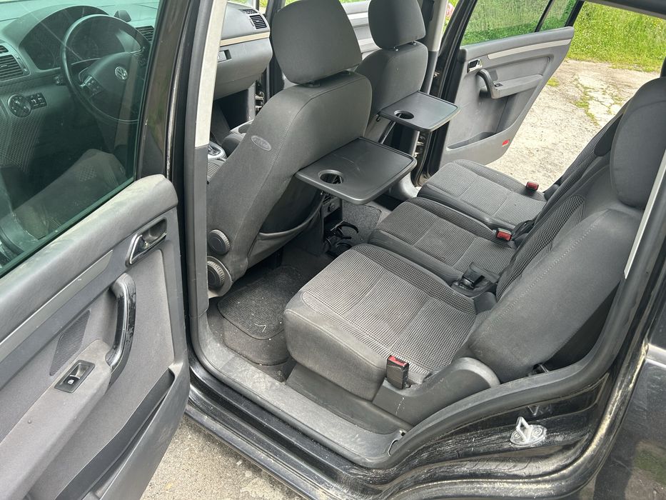 VW Touran 2.0 tdi DSG  140кс На части BKD