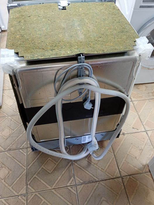 Широка 60см съдомиялна за вграждане Сименс Siemens A+++ WI-FI 14 комплекта 2години гаранция!