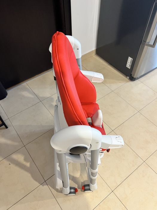 Scaun de masa Peg Perrego Follow me