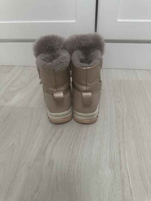 Зимние кожанные ботинки