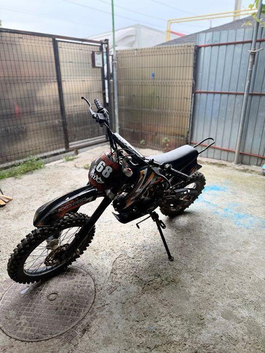 VAND Motocicleta Moto Cross Dirt Bike 125cc Benzina 4 Timpi Negru-Portocaliu