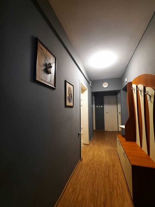 Отдавам четиристайно жилище под наем