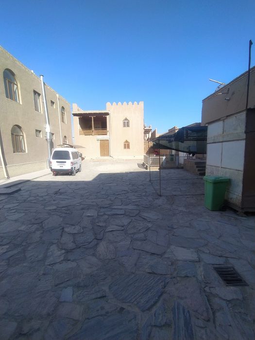 Xiva Ichan qalada uy sotiladi