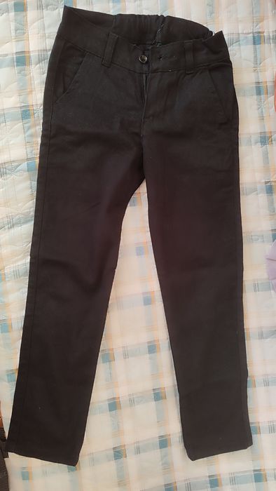 Продам детские джинсы