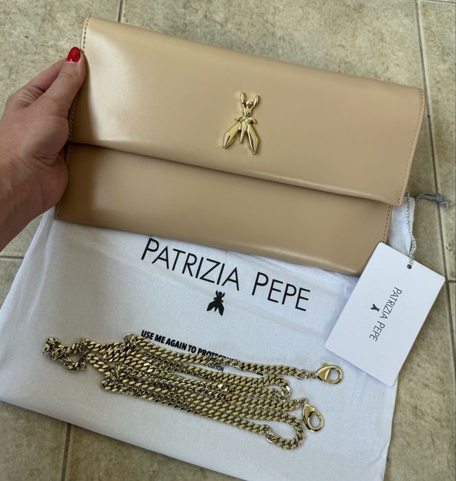 Чисто нова чанта клъч Patrizia Pepe