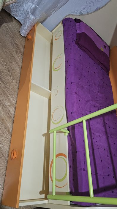 Двухъярусная детская кровать