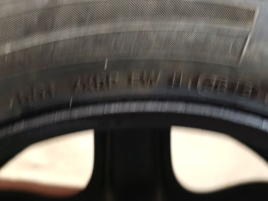 Vând set roți 205x55 R16