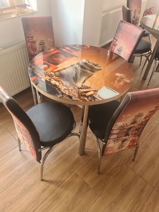 Masa rotunda 4 scaune