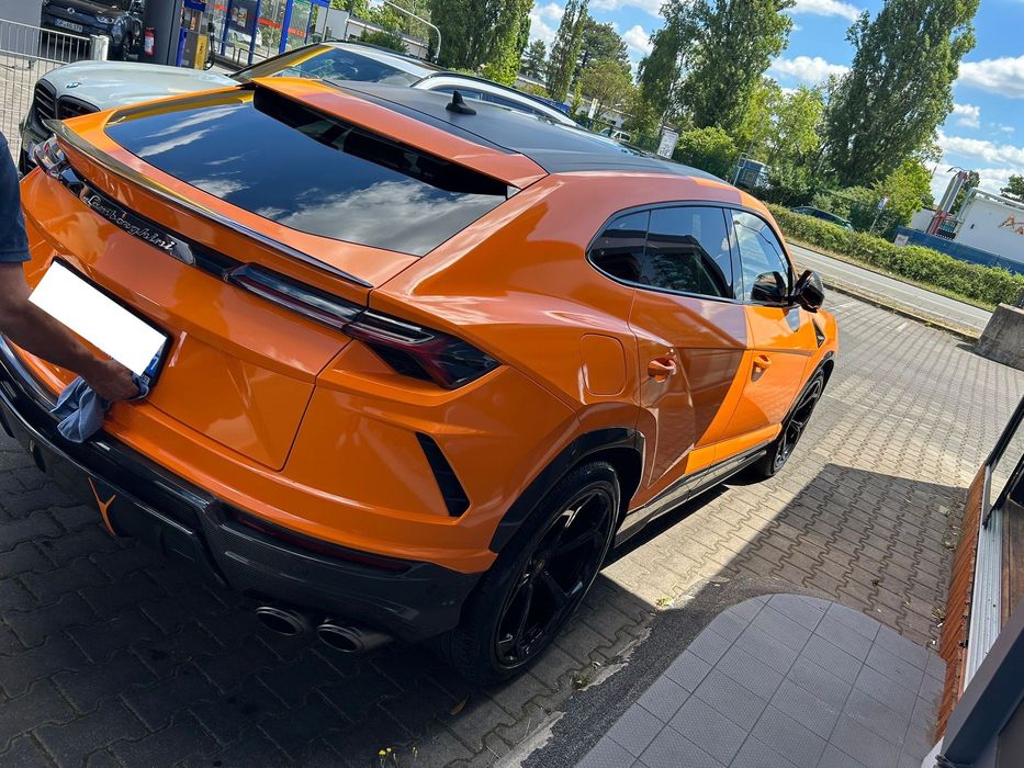 LAMBORGHINI URUS 2021 — imagine 2