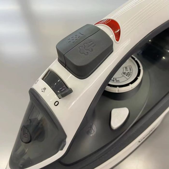 Доставка! Электрический утюг Sonifer SF-9080