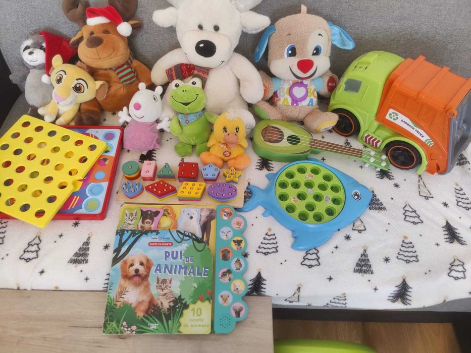 Vand jucarii si trotineta copii