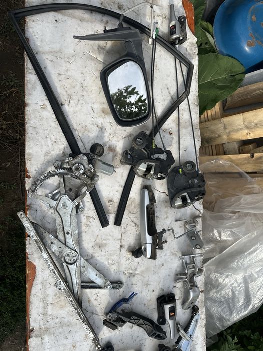 Продам запчасти.