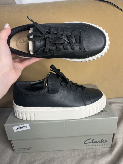 Сникъри Clarks естествена кожа 37 номер