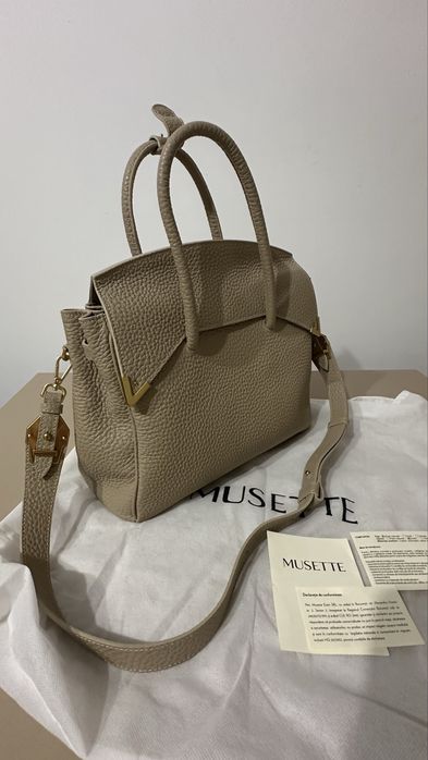 Geantă Musette,model Ariane GM,nouă,din piele naturală