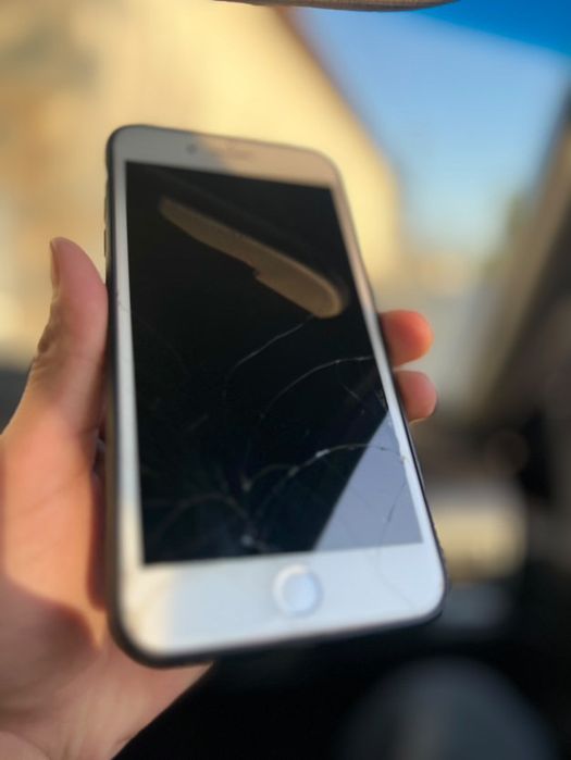 Iphone 8+ 1 oy kafolati bilan