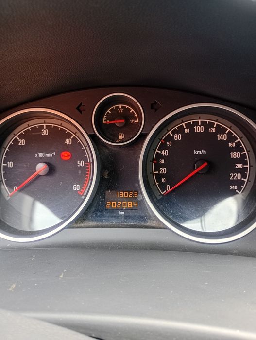OPEL Astra 2010 — imagine 4