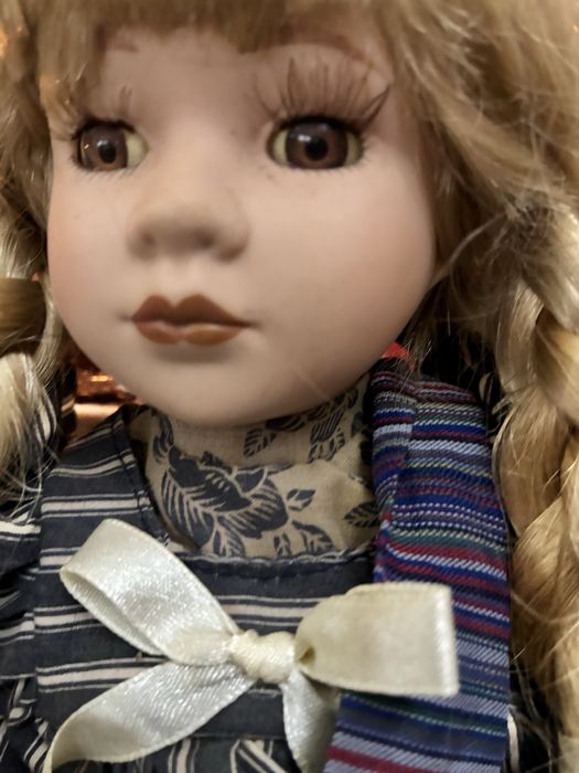 Порцеланови кукли