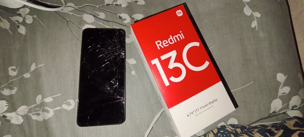 Redmi 13C разбитый экран