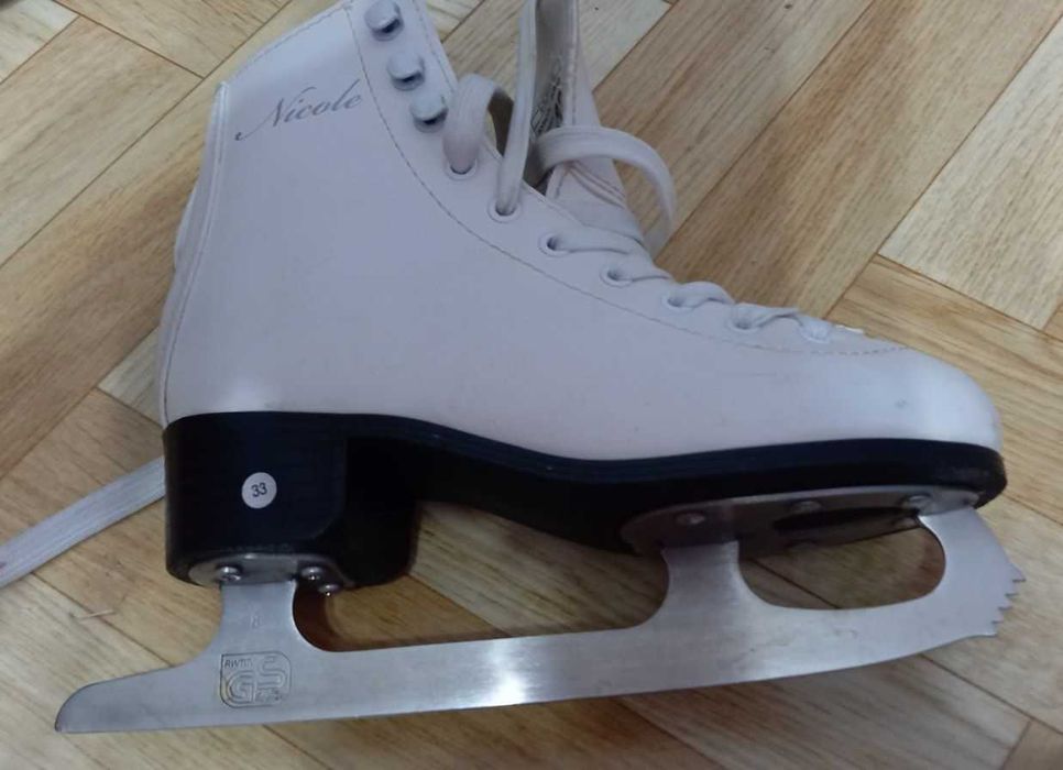 Продам коньки в отличном состоянии.