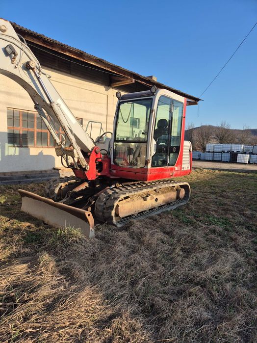 Escavator Tacheuchi 070