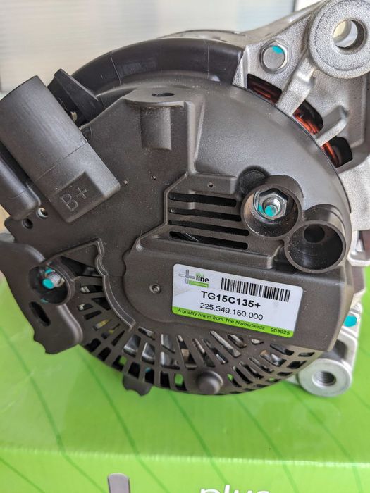 Алтернатор Valeo нов за Peugeot Citroen 2.0 1.6 hdi