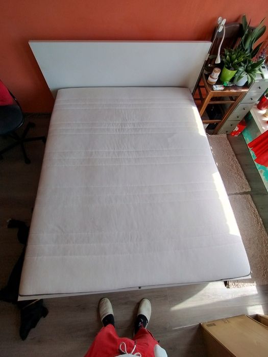 Двоен матрак hovag