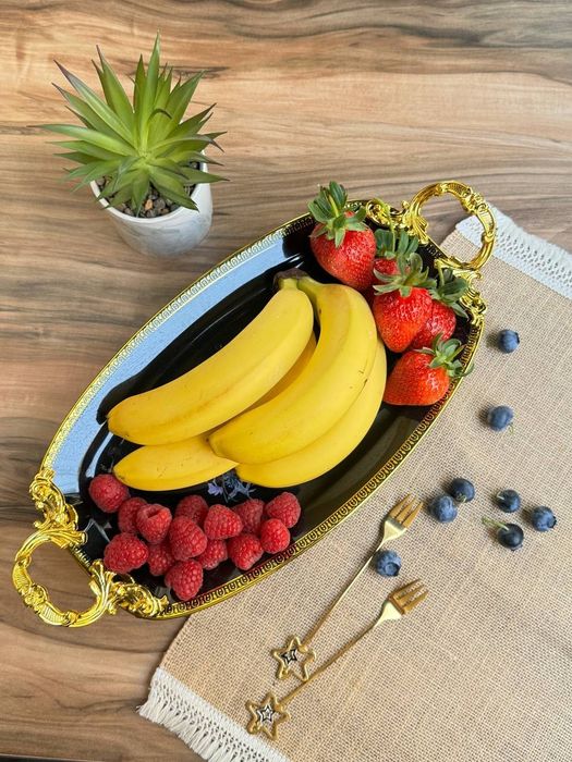 Посуда для стола, пластиковая посуда.