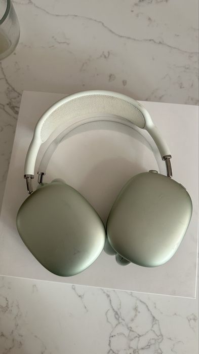 Продаю Airpods Max со SmartCase