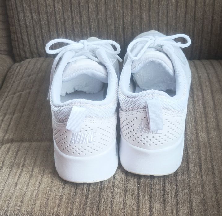 Маратонки NIKE Air Max Thea