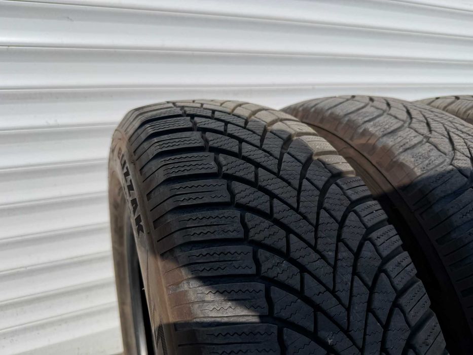 ЗИМНИ гуми BRIDGESTONE 235/65/17 с ДОТ 27/2024г.