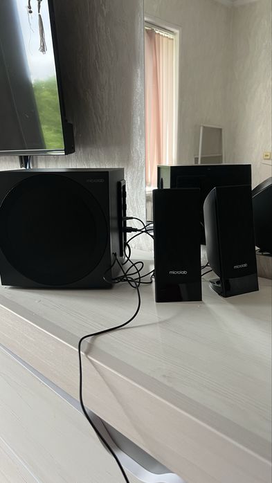 Компьютерные колонки Microlab M300 черный