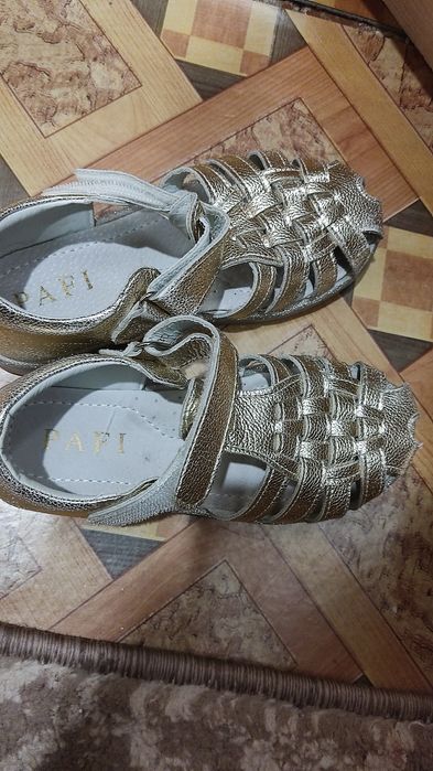 Стильные босоножки