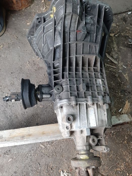 Продаётся коробка на Ford Tranzit.