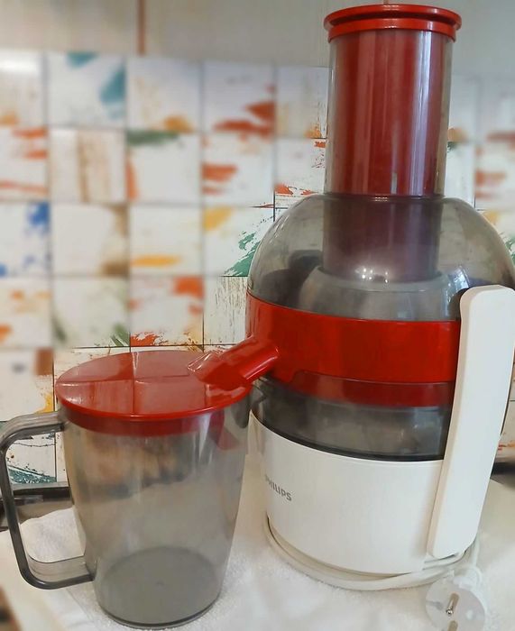 Storcătorul de fructe și legume Philips Viva Collection HR1855/40