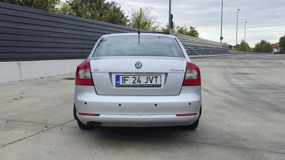 SKODA Octavia 2012 — imagine 2