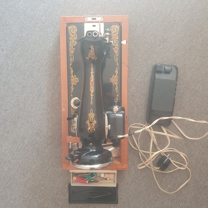 Шивачка машина руска