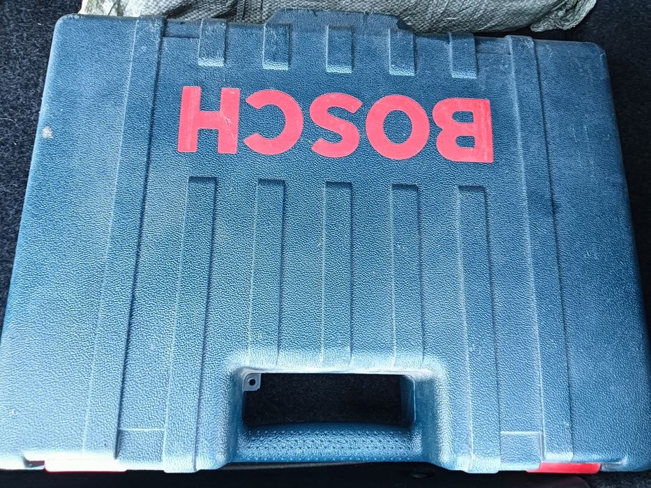 Гайковёрт новый.