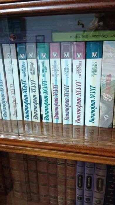 Продам книги в отличном состоянии