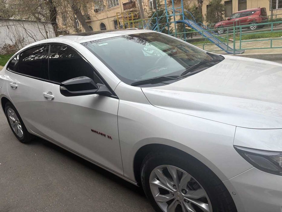 Chevrolet Malibu 2023 — 2