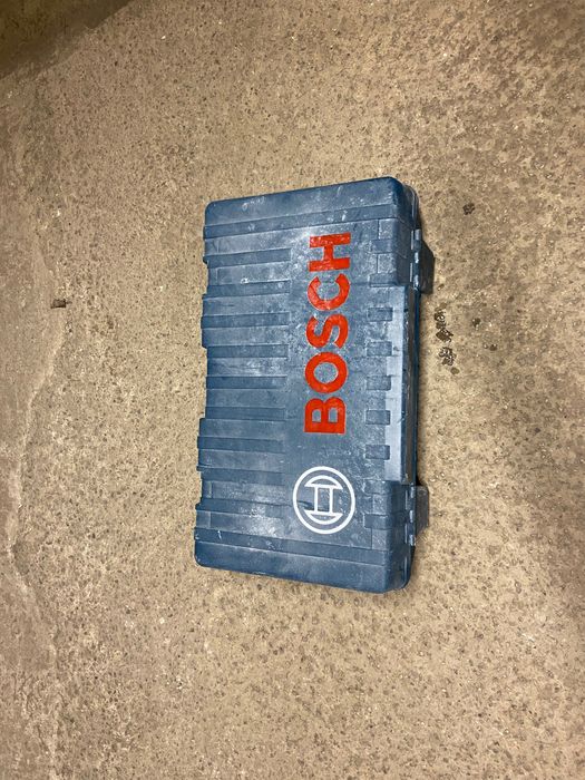 Жираф за Шкурене Bosh