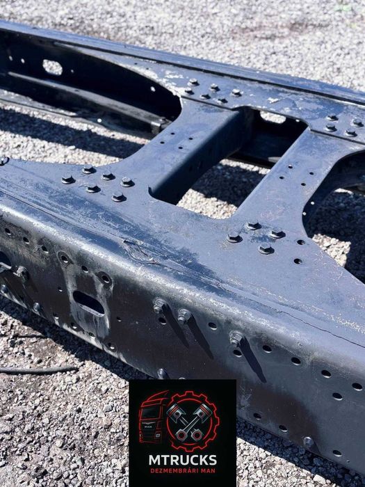 Șasiu MAN TGA Autoutilitara CIFA 8x4 Basculă-7,40m lungime