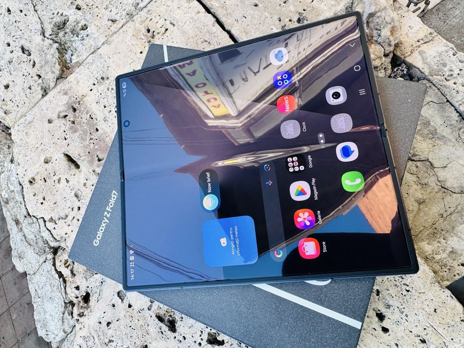 Samsung Galaxy Z Fold7, 12GB RAM, 256GB, 5G, Jetblack cutie